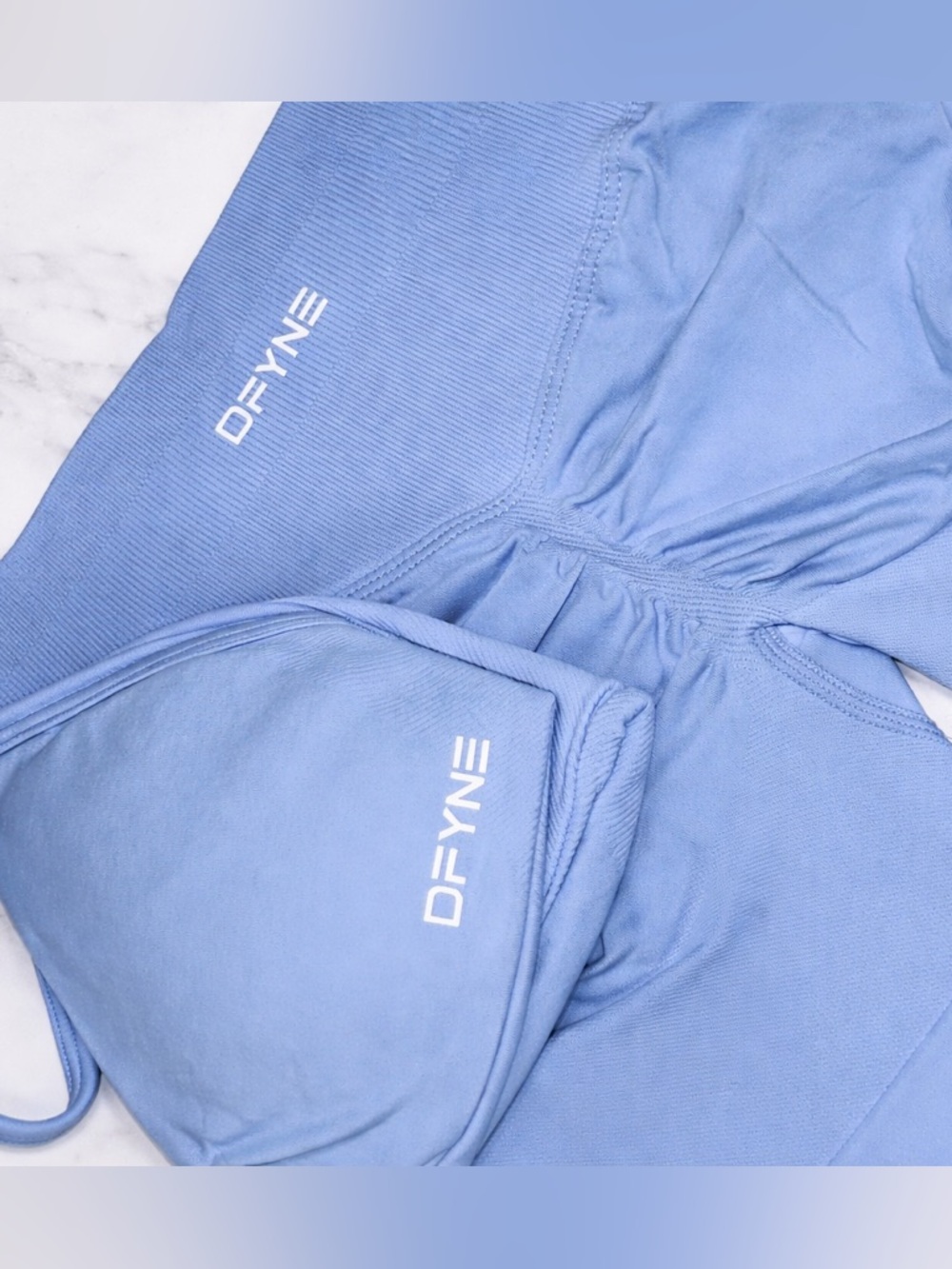 DFYNE Women's Light Blue Seamless Sports Bra Top & Shorts Set